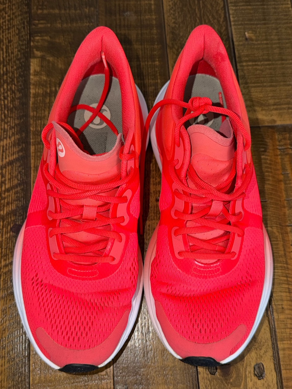 Lululemon Blissfeel Womens Running Shoe
Size 8.5